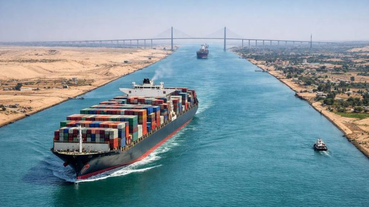 Longueur du canal de suez : histoire, dimensions et enjeux pour la navigation mondiale