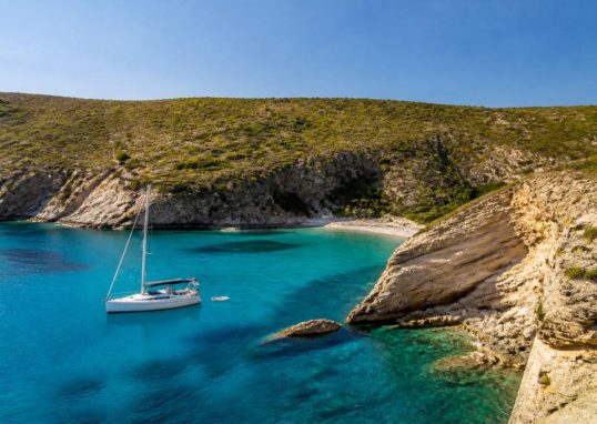 Location bateau albanie pour découvrir la côte adriatique