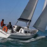 First 21. tout savoir sur ce voilier de croisière et ses performances