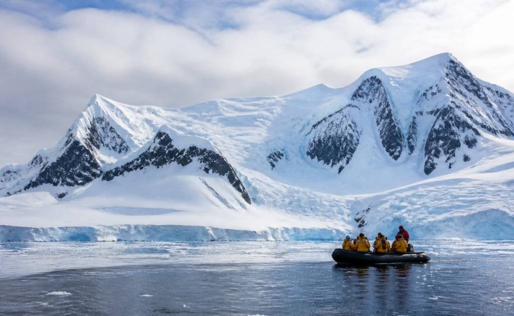 Antarctique croisière : guide complet pour préparer votre voyage