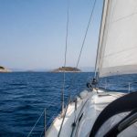 Combien de milles nautiques prévoir pour votre croisière en voilier