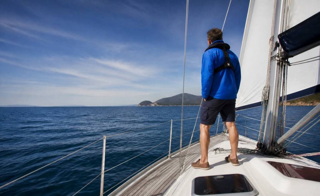 Bateau sur mer : conseils pour naviguer en toute sécurité et profiter de votre croisière