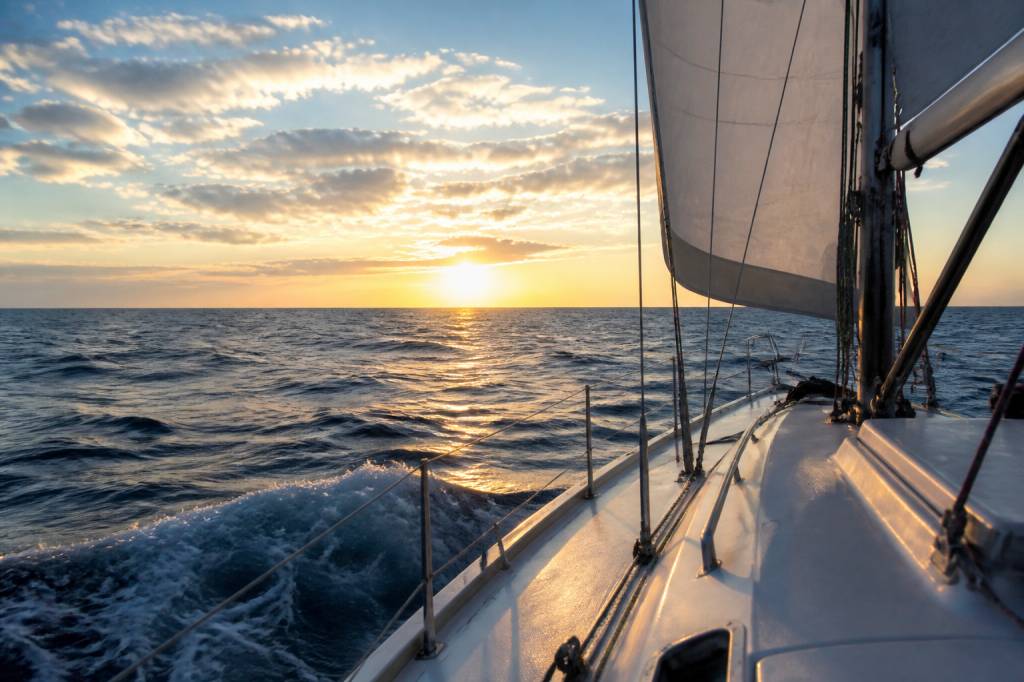 Nautical miles en navigation : calcul, conversion et utilité en mer
