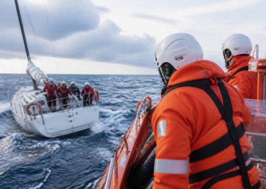 Les sauveteurs en mer : rôle, missions et conseils de sécurité en navigation
