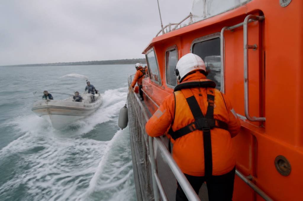 Numéro snsm : quand et comment l’utiliser en mer