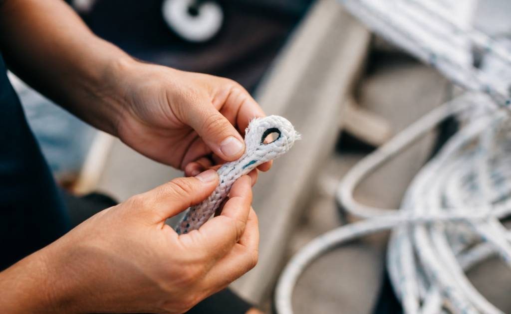 Comment faire une épissure sur un cordage de bateau