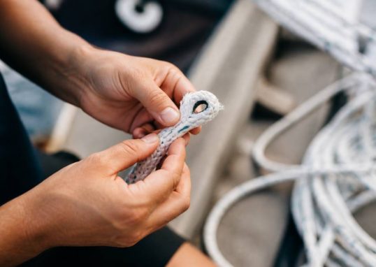 Comment faire une épissure sur un cordage de bateau