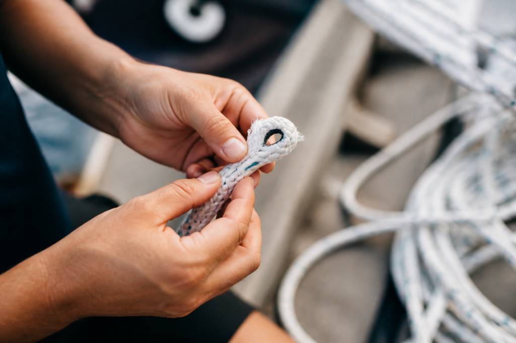 Comment faire une épissure sur un cordage de bateau