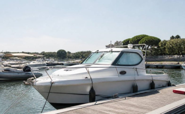 Taxe bateau 7m : calcul, exonérations et démarches à connaître en 2026