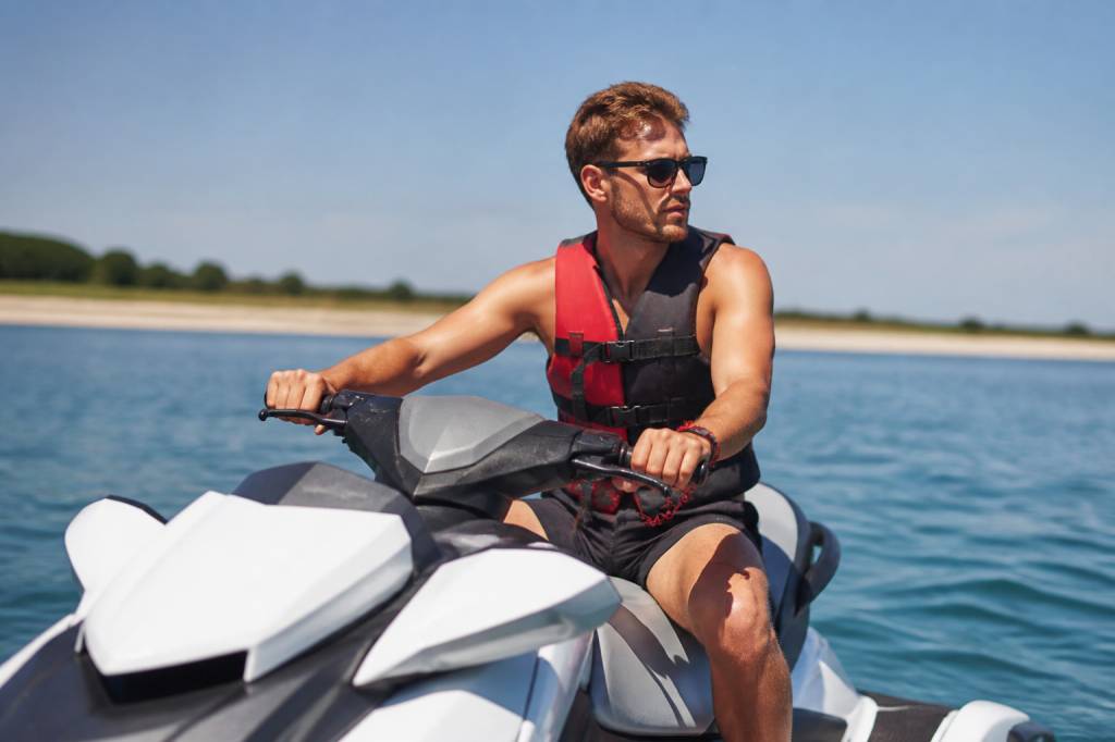 Quel permis pour un jet ski : conditions, démarches et conseils pratiques