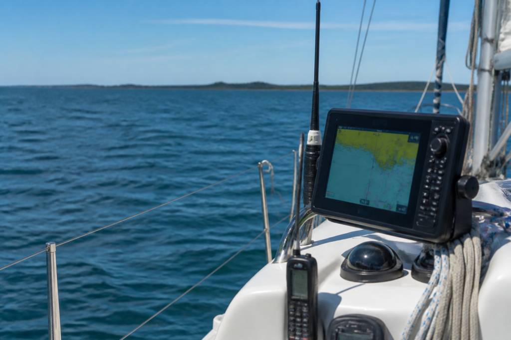 MMSI bateau : comprendre son rôle et savoir où le trouver en mer